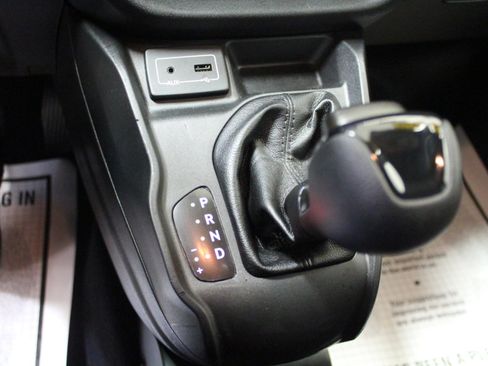 Used 2019 RAM ProMaster City Tradesman SLT image 15