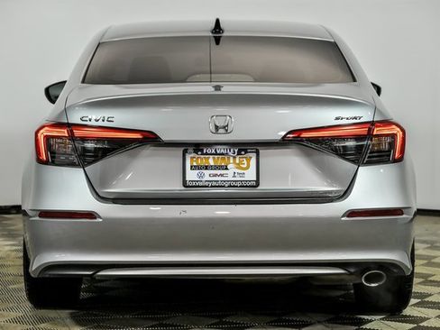 Used 2022 Honda Civic Sport image 6