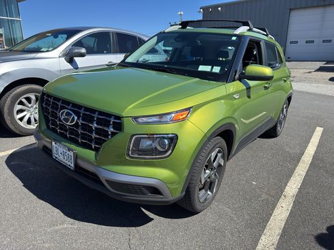 Certified 2023 Hyundai Venue SEL image 1