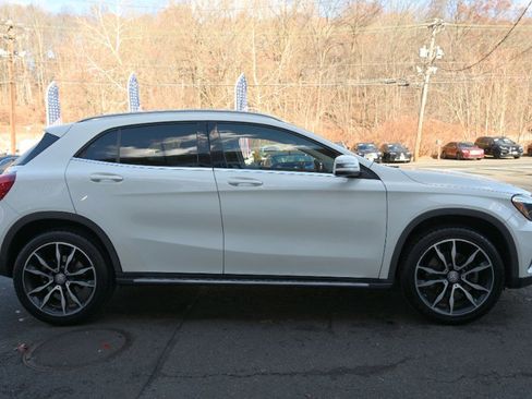Used 2015 Mercedes-Benz GLA 250 4MATIC image 8