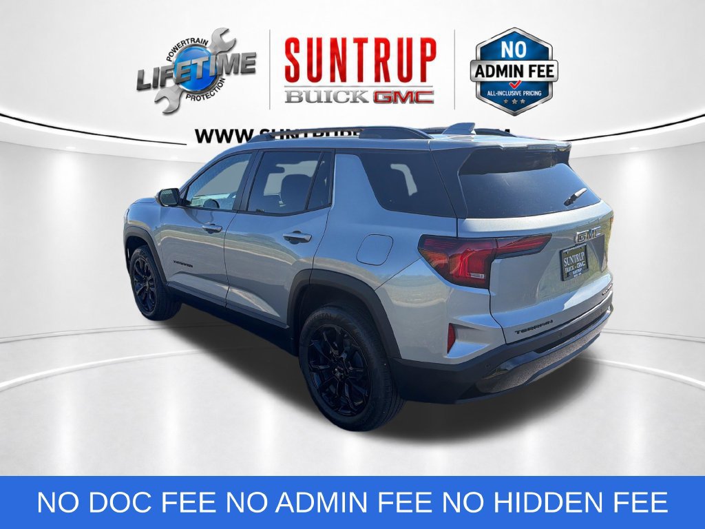 Used 2026 GMC Terrain Elevation w/ Elevation Premium Package FWD image 3