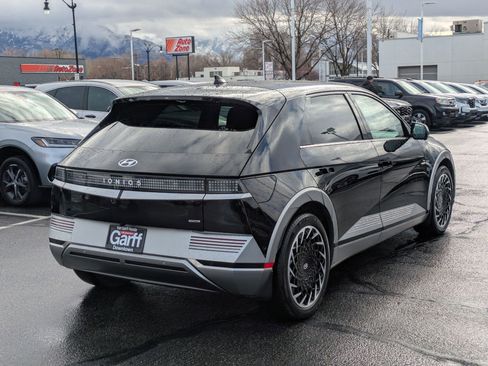 Used 2023 Hyundai Ioniq 5 Limited image 3