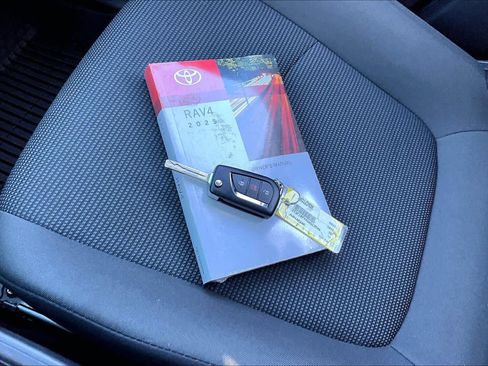 Certified 2025 Toyota RAV4 LE image 15