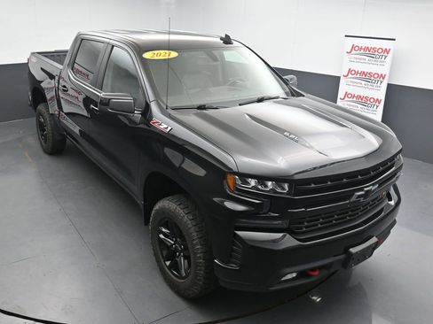 Used 2021 Chevrolet Silverado 1500 LT Trail Boss w/ Convenience Package II AWD/4WD image 24