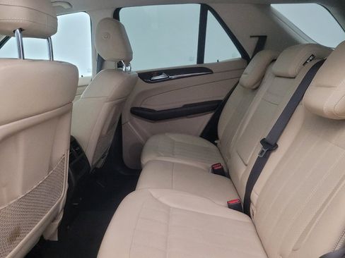 Used 2018 Mercedes-Benz GLE 350 w/ Premium 1 Package image 18