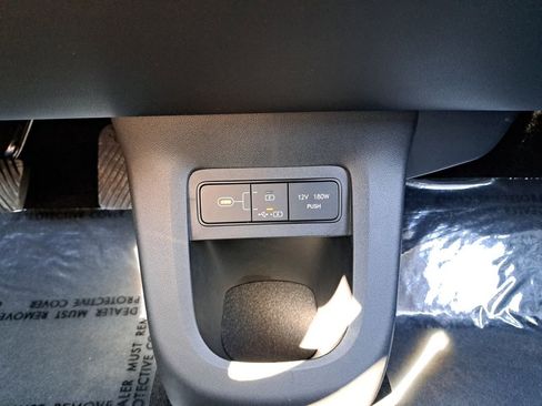 New 2025 Hyundai Ioniq 5 SE image 27