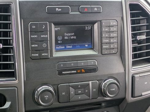 Used 2017 Ford F150 XLT image 11