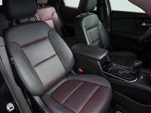 Used 2023 Chevrolet Blazer RS image 25