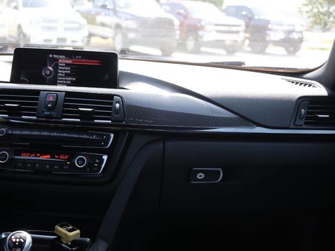 Used 2015 BMW M4 Coupe image 22