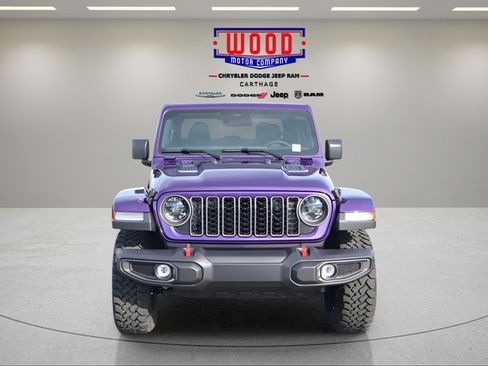 New 2026 Jeep Gladiator Rubicon w/ Steel Power Dome Hood Package AWD/4WD image 9