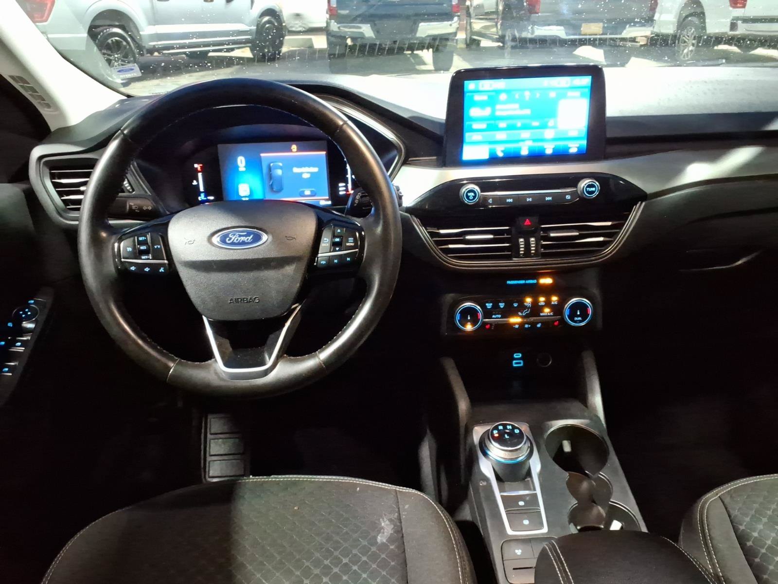 Certified 2023 Ford Escape Active w/ Cold Weather Package FWD image 14