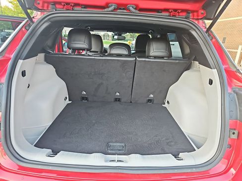 Certified 2023 Jeep Compass Limited image 12