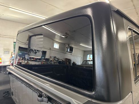 Used 2022 Jeep Gladiator Sport AWD/4WD image 78