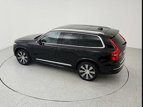 Certified 2024 Volvo XC90 T8 Ultimate w/ Protection Package Premier AWD/4WD image 19