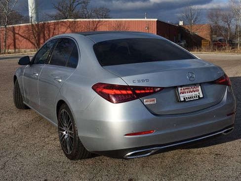 Used 2022 Mercedes-Benz C 300 4MATIC Sedan image 3