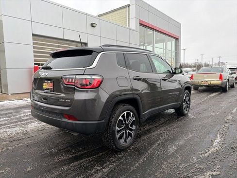 Used 2022 Jeep Compass Limited image 7