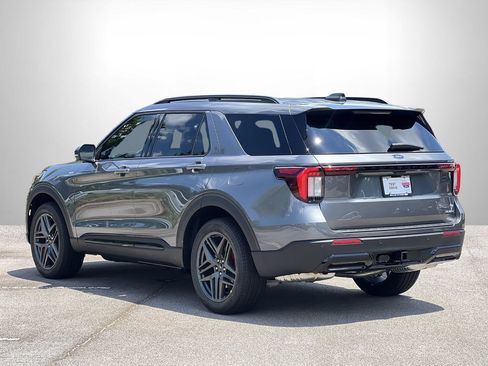 New 2026 Ford Explorer ST-Line w/ ST-Line Street Pack AWD/4WD image 24