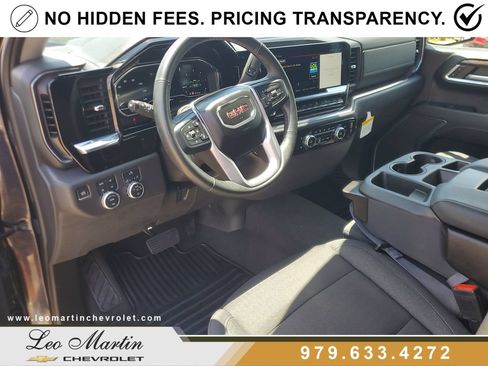 Used 2024 GMC Sierra 1500 Elevation w/ X31 Off-Road Package AWD/4WD image 16
