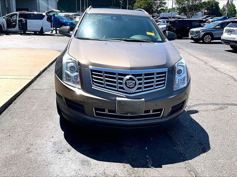 Used 2016 Cadillac SRX Luxury w/ Driver Awareness Package FWD image 5