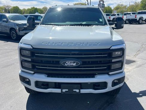 Used 2025 Ford F350 Platinum AWD/4WD image 4