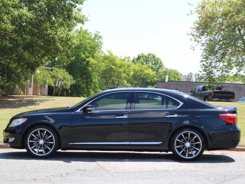 Used 2010 Lexus LS 460 image 9