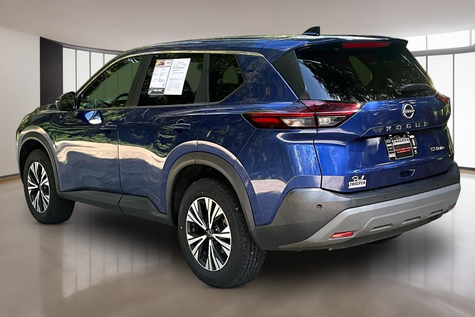 Used 2023 Nissan Rogue SV AWD/4WD image 5