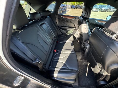 Used 2017 Lincoln MKC Reserve AWD/4WD image 18