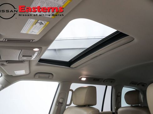 Used 2023 Nissan Armada Platinum w/ Captain's Chairs Package image 74