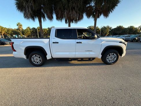 Used 2026 Toyota Tundra SR5 w/ SR5 Convenience Package AWD/4WD image 4