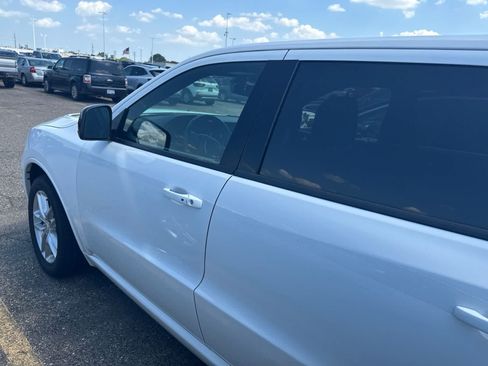Used 2025 Dodge Durango GT AWD/4WD image 15
