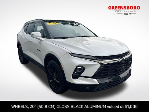 Used 2024 Chevrolet Blazer RS FWD image 1