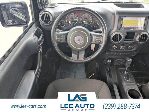 Used 2015 Jeep Wrangler Unlimited Sport w/ Connectivity Group image 12