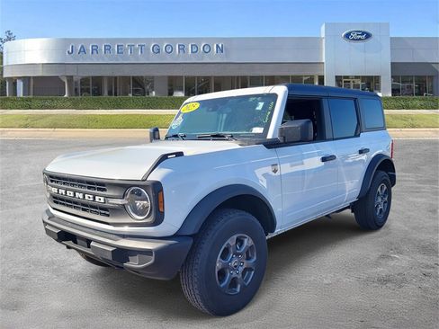 Used 2025 Ford Bronco Big Bend image 2