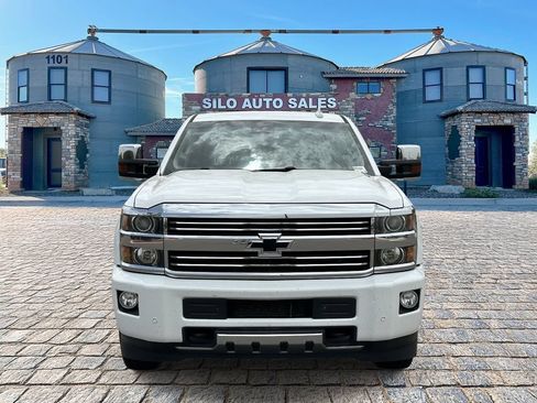 Used 2015 Chevrolet Silverado 2500 High Country w/ Duramax Plus Package AWD/4WD image 8