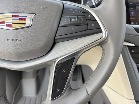 Certified 2024 Cadillac XT5 Premium Luxury FWD image 23