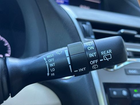 Used 2015 Lexus RX 450h FWD image 31