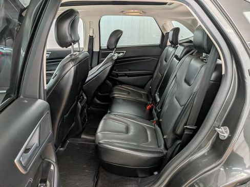 Certified 2017 Ford Edge Titanium w/ Equipment Group 301A AWD/4WD image 18