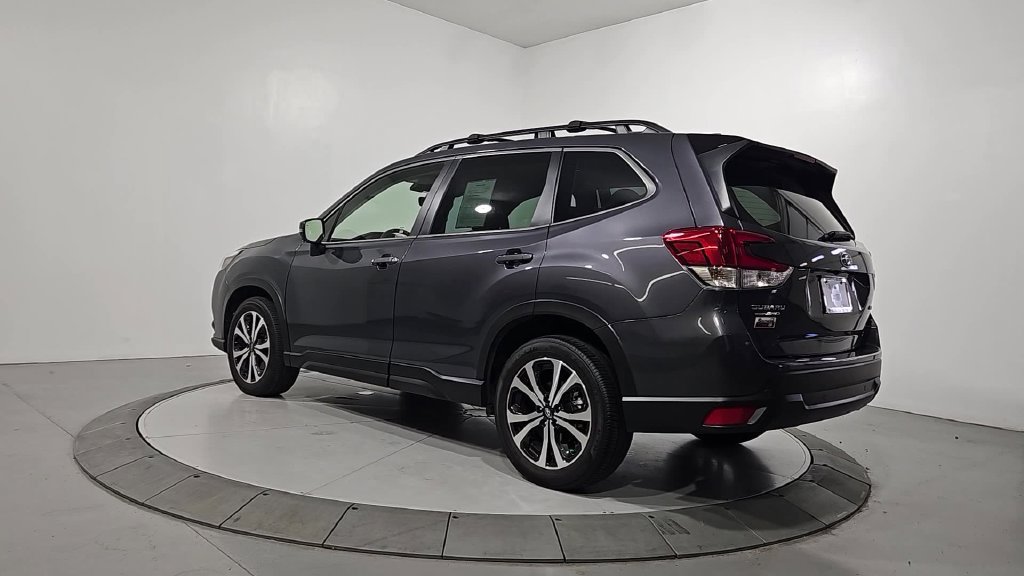 Certified 2024 Subaru Forester Limited AWD/4WD image 3