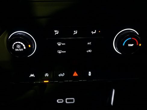 Used 2023 Chevrolet Silverado 1500 Custom w/ Rally Edition image 15