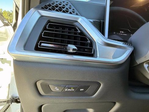 New 2026 BMW X5 M60i image 37