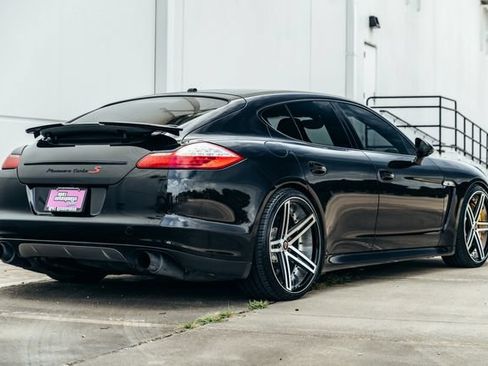 Used 2011 Porsche Panamera Turbo AWD/4WD image 9