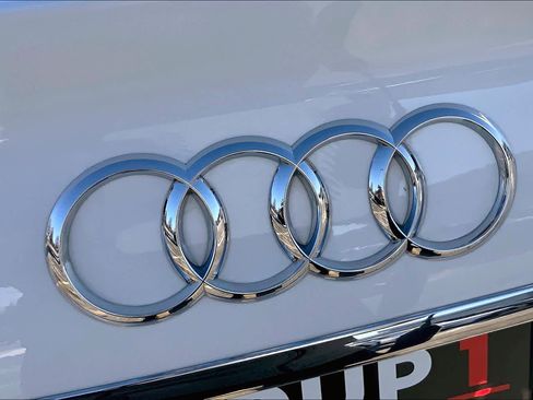 Used 2022 Audi A4 2.0T Premium w/ 18" Wheel Package image 9