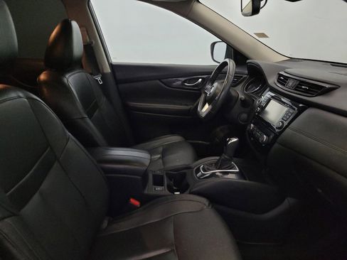 Used 2017 Nissan Rogue SL w/ SL Premium Package image 21