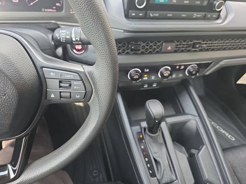 Used 2025 Honda Accord LX image 24