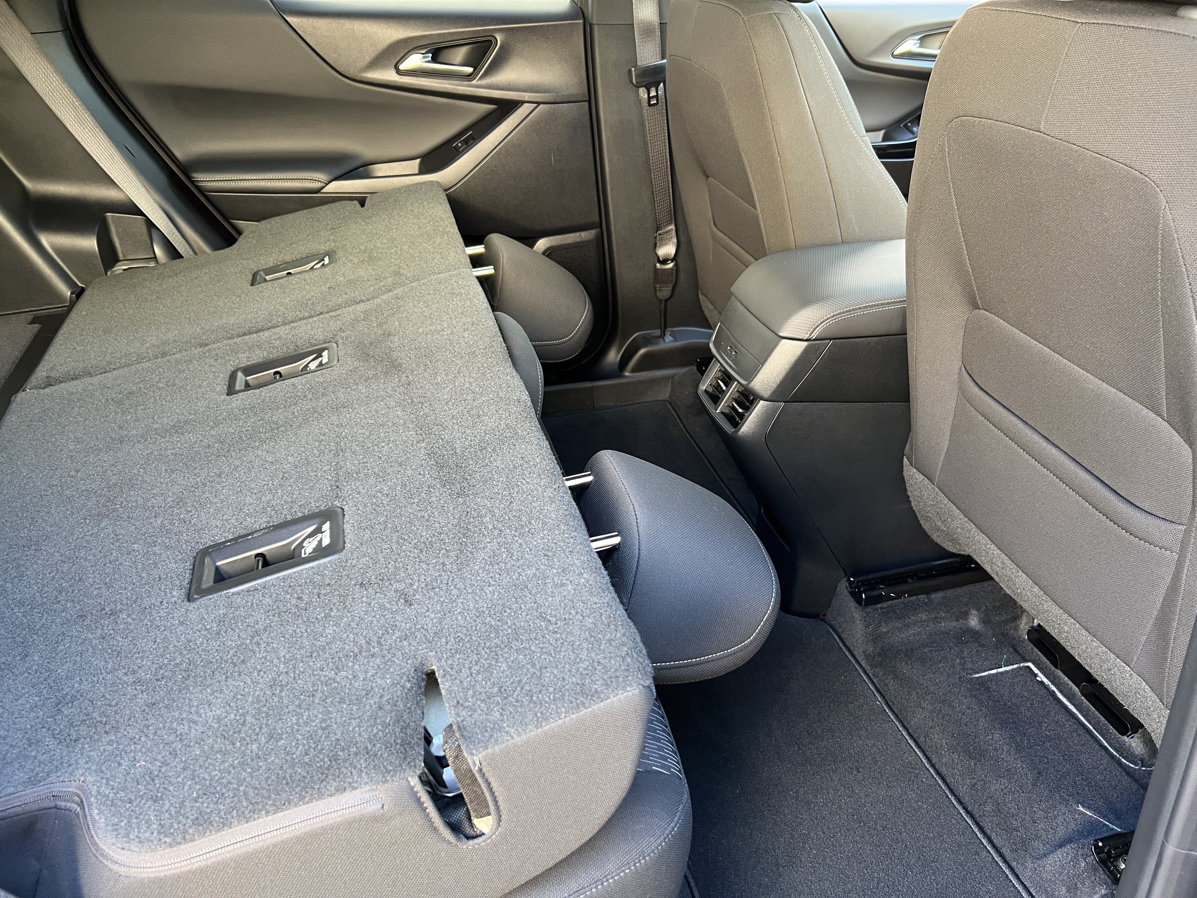 Used 2026 Chevrolet Equinox LT w/ Safety and Technology Package AWD/4WD image 22