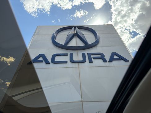 Used 2015 Acura RDX AWD w/ Technology Package image 2