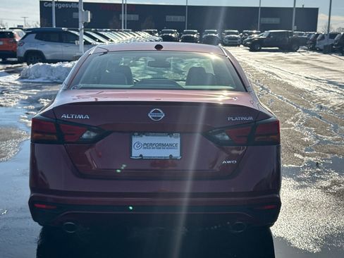 Used 2019 Nissan Altima 2.5 Platinum image 4