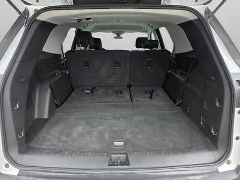 Used 2018 Chevrolet Traverse LS w/ LPO, Floor Liner Package AWD/4WD image 19