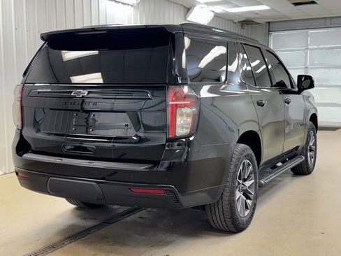 Used 2024 Chevrolet Tahoe Z71 w/ Luxury Package AWD/4WD image 5