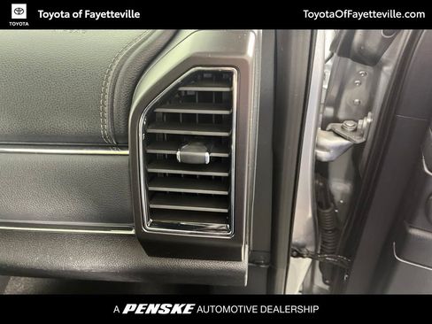 Used 2021 Ford Expedition Limited AWD/4WD image 23